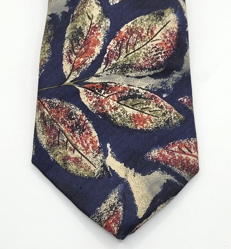 Dark blue maroon beige leaf - blue,